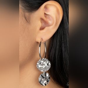 Gorgeous Silver Disc Earrings